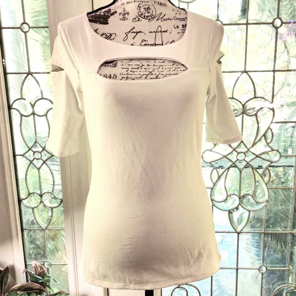 Boston Proper White Peekaboo Top M FINAL MARKDOWN